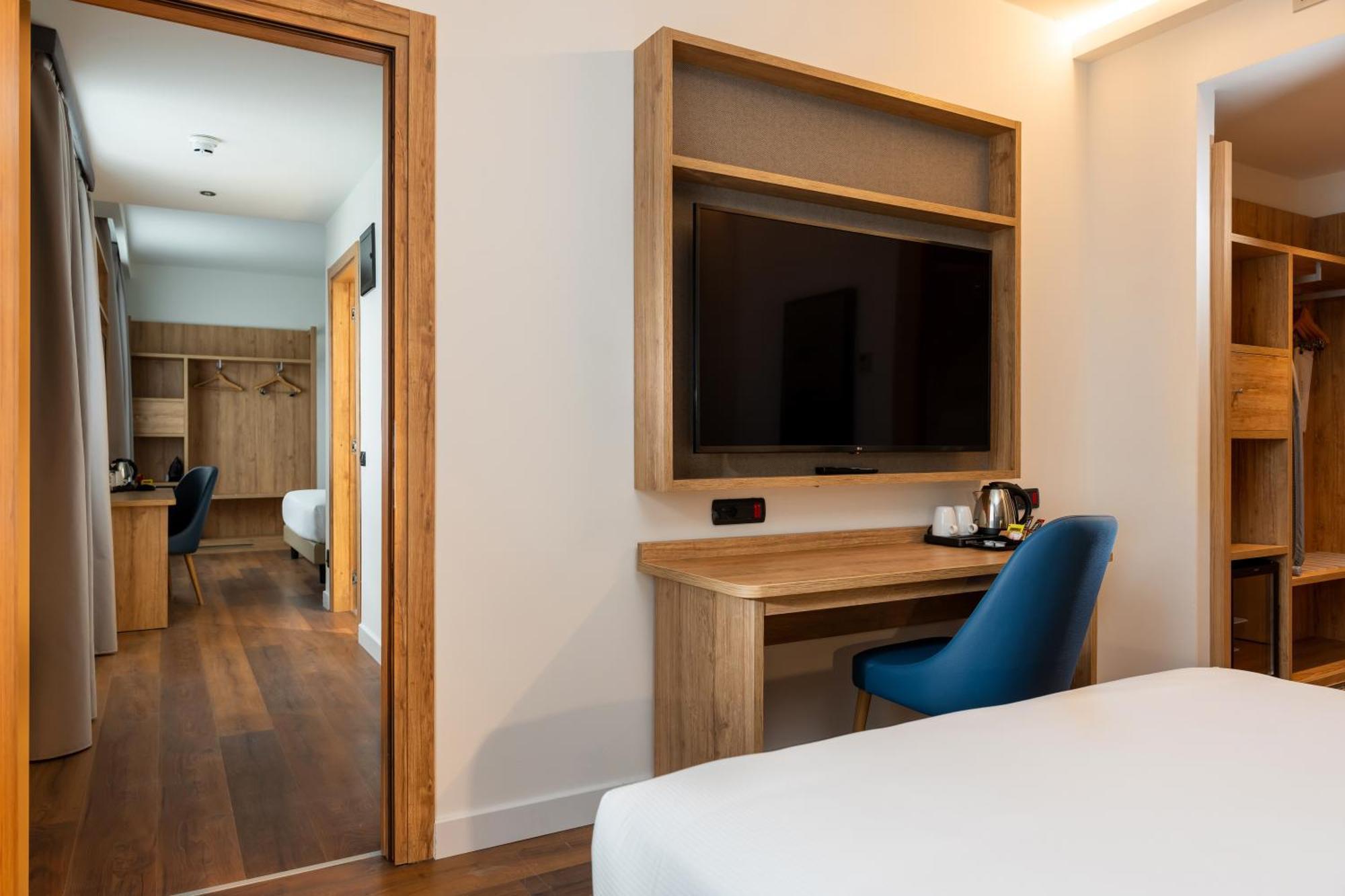 Hilton Garden Inn Milan Malpensa Somma Lombardo Exterior foto