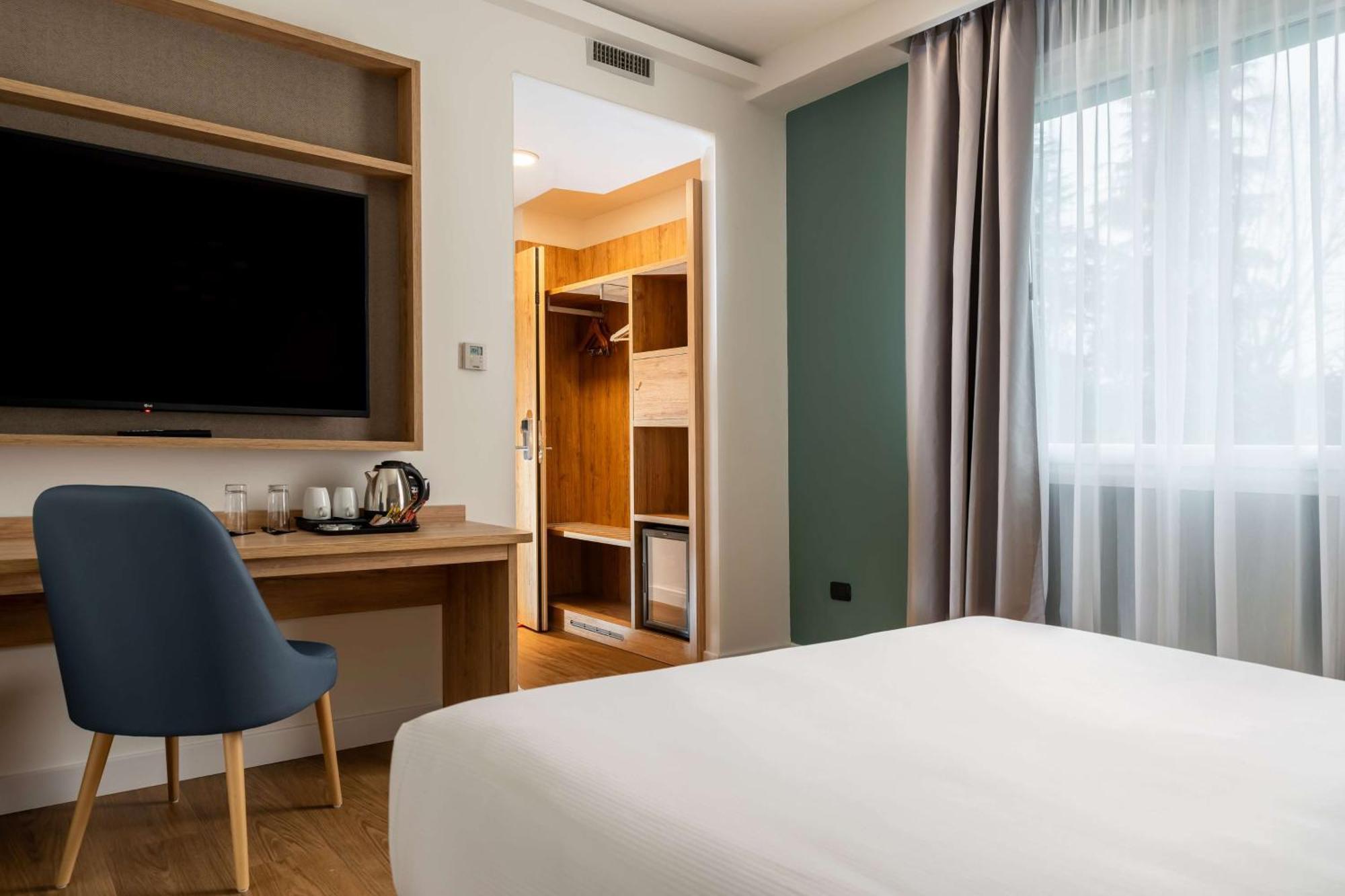Hilton Garden Inn Milan Malpensa Somma Lombardo Exterior foto