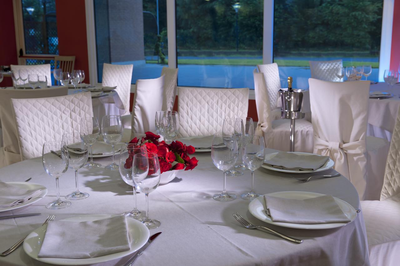Hilton Garden Inn Milan Malpensa Somma Lombardo Exterior foto
